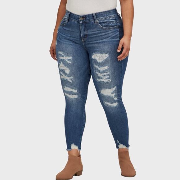 TORRID Bombshell Skinny Premium Stretch High-Rise Destructed Jeans - Picture 4 of 14